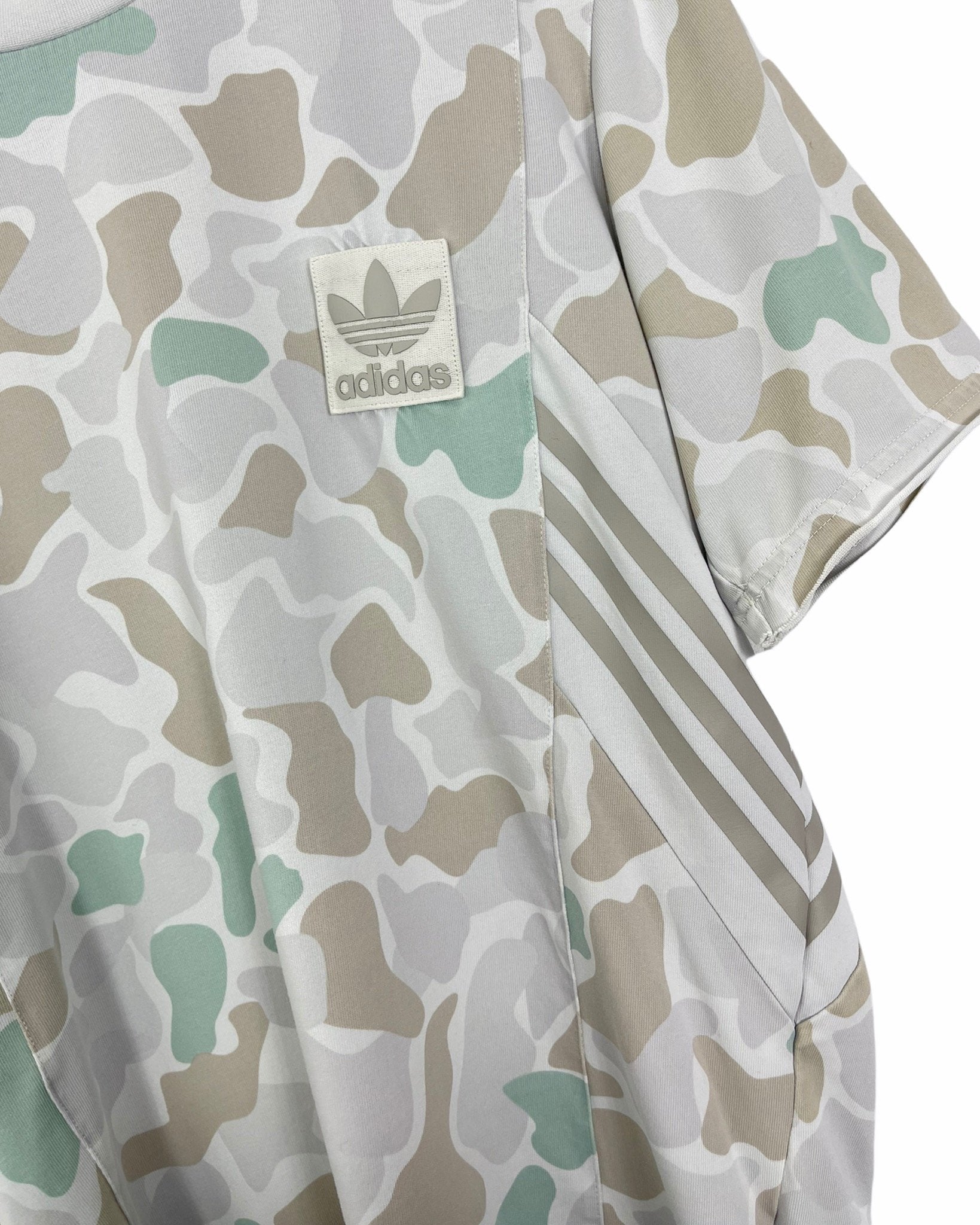 T-shirt Adidas T-shirt - M - PLOMOSTORE