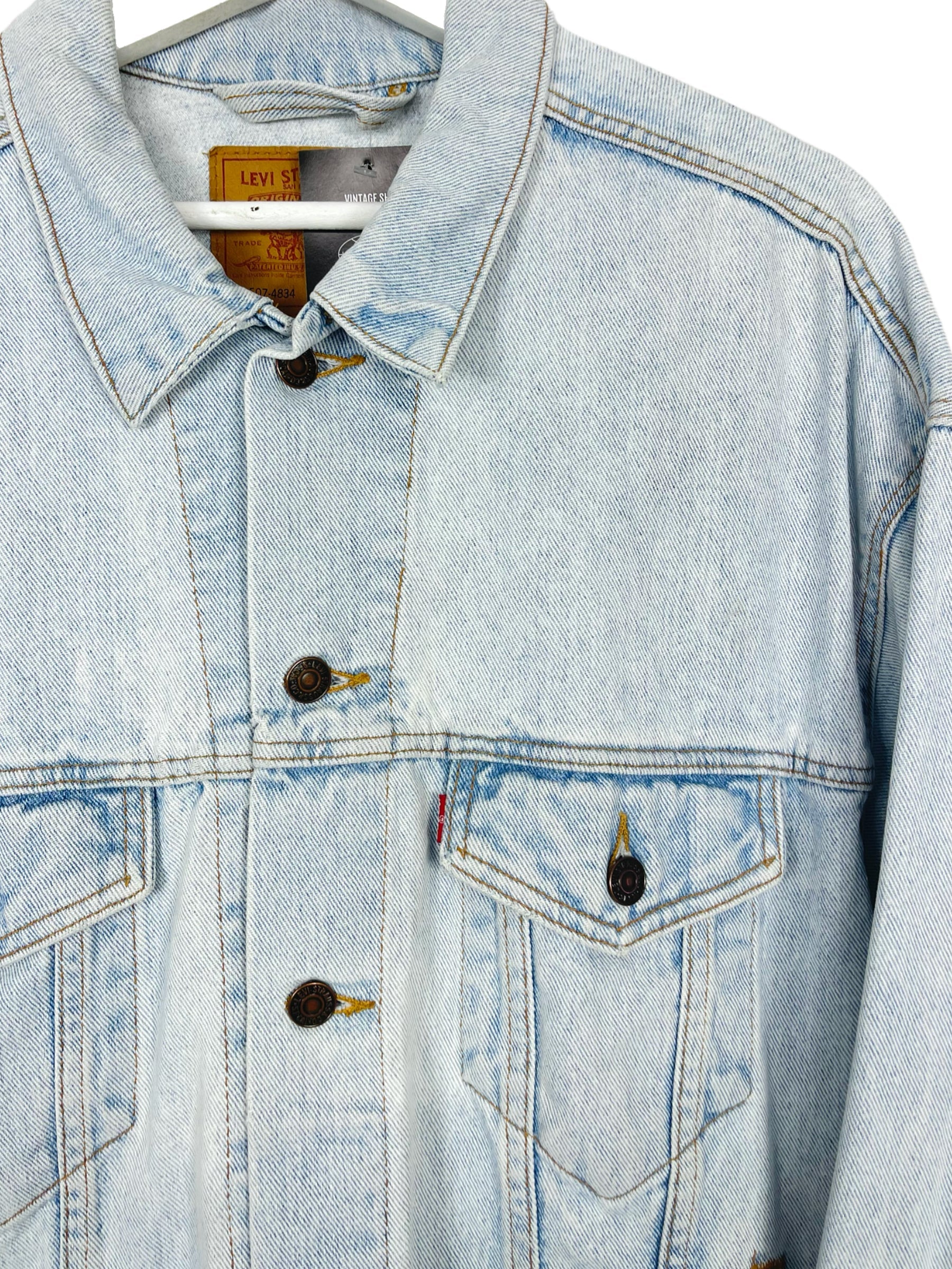 Veste en jean Levi's Veste en jean - L - PLOMOSTORE