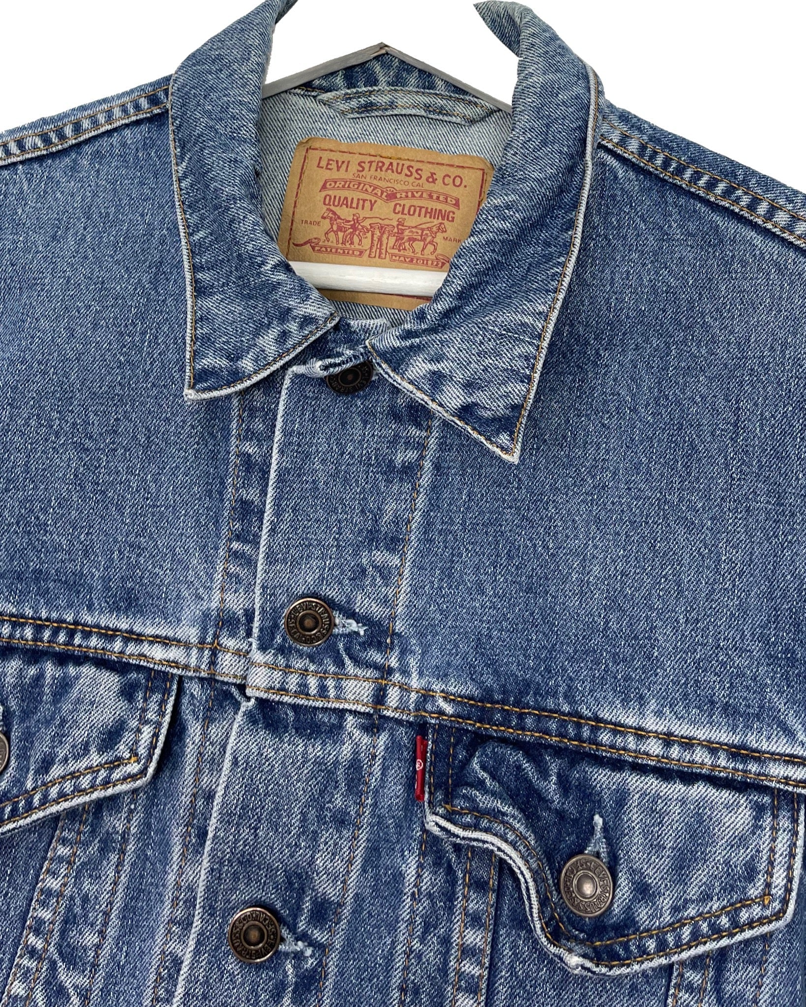 Veste en jean Levi's Veste en jean - S - PLOMOSTORE
