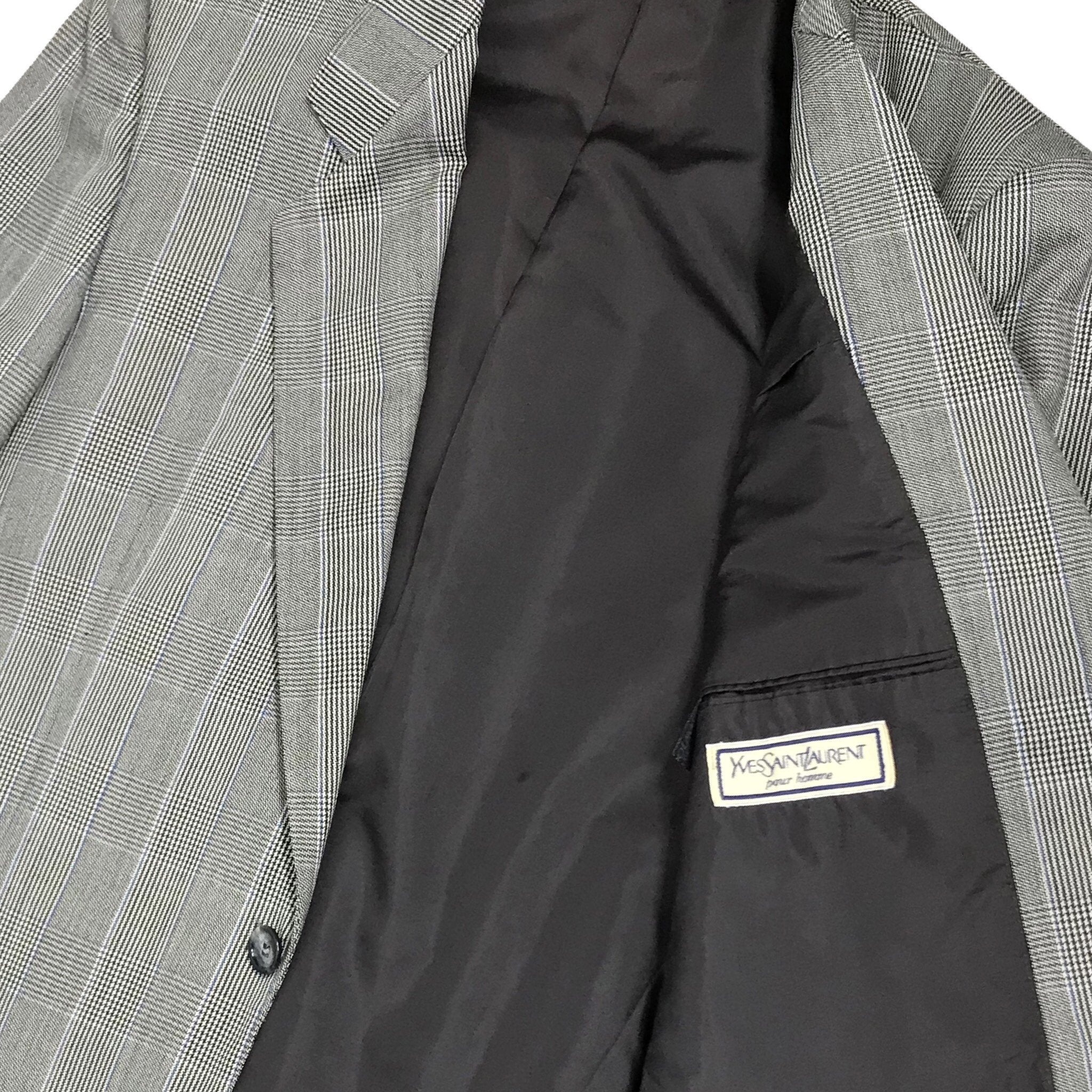 Veste habillée Yves Saint Laurent Blazer - M - PLOMOSTORE